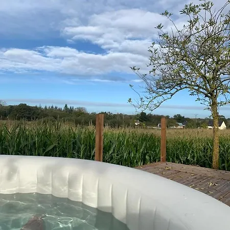 Hébergement de vacances Dôme Avec Vue Nature - Petit-déjeuner&spa Inclus Briouze